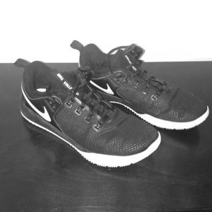 Nine volleyball shoes